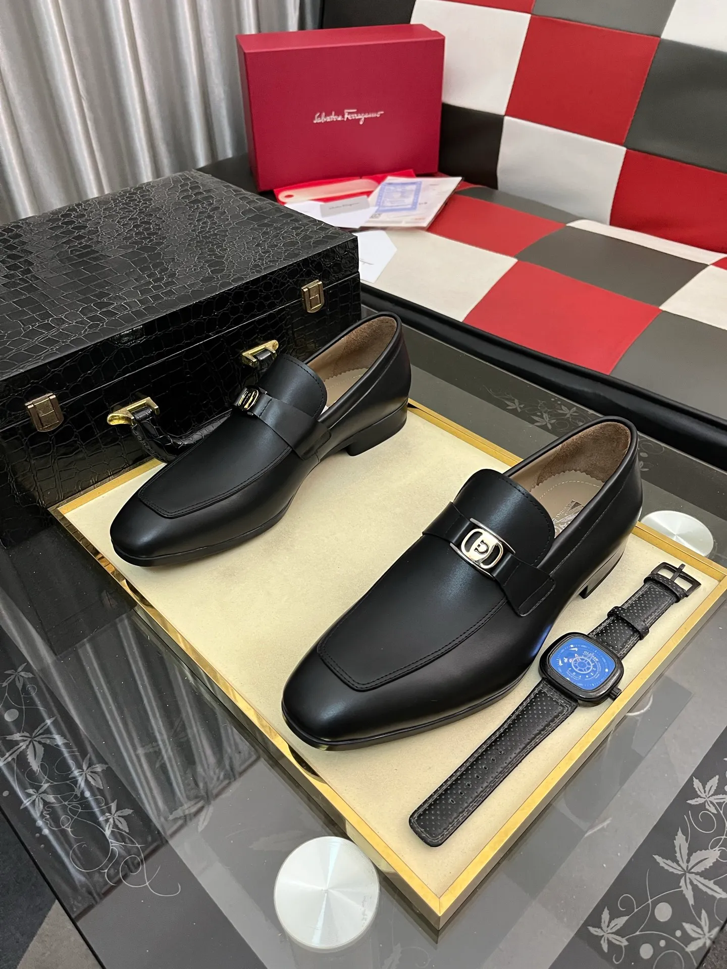 Men's shoes 💰: 600⌚️⌚️【Salvatore Ferragamo】Ferragamo business leather shoes, 1:1 top purchasing quality, imported selected original calfskin for the uppers, imported original water-dyed cowhide for the inner feet, imported original 1:1 customized Italian handmade lightweight foam outsole, code number: 38-44 (45 custom-made)
